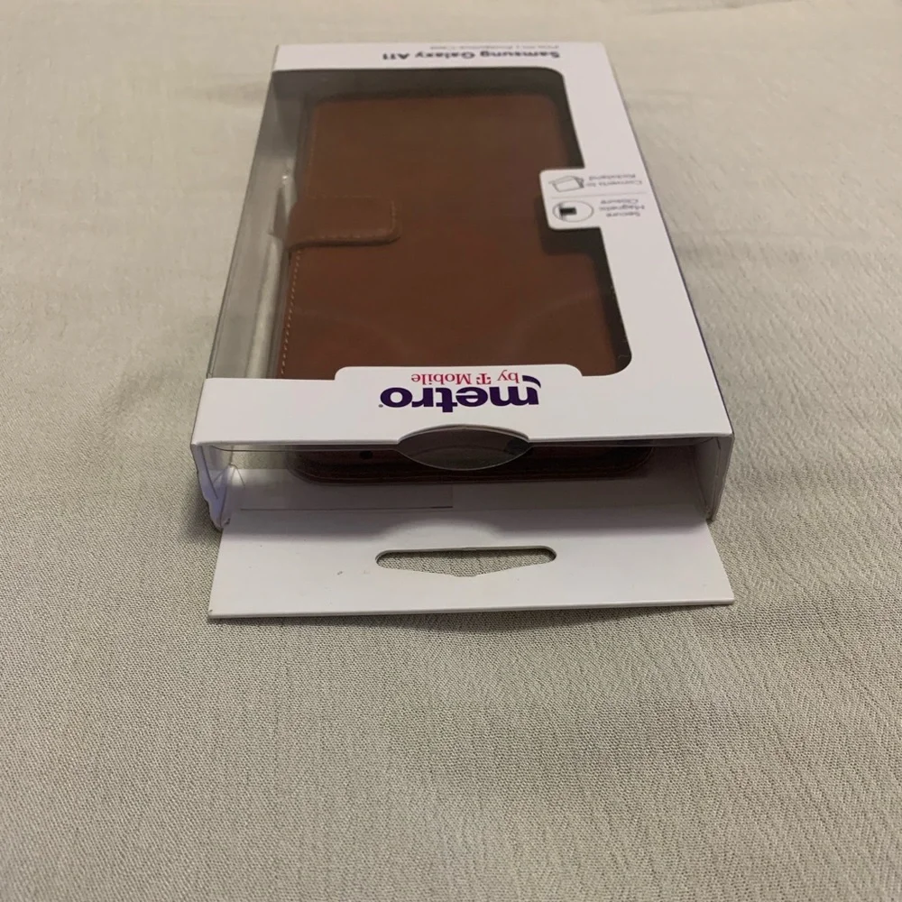 Samsung Galaxy A11 FOLIO | Protective Case Metro by T-Mobile